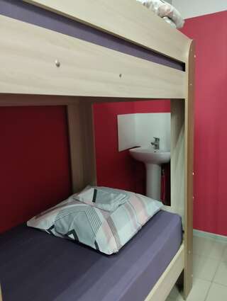 Гостиница Camin Hostel Пермь Бюджетный двухместный номер с 1 кроватью-2